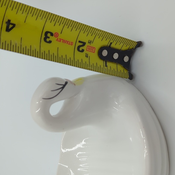 Vintage Swan Soap Dish 5 Inch White Shiny Ceramic Trinket Dish Decorative - Picture 11 of 11